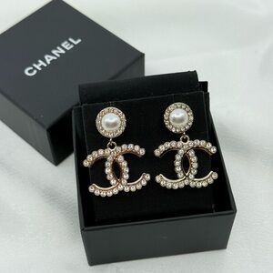 CHANEL Elegant Faux Pearl Large Gold Crystal CC Dangle Earrings